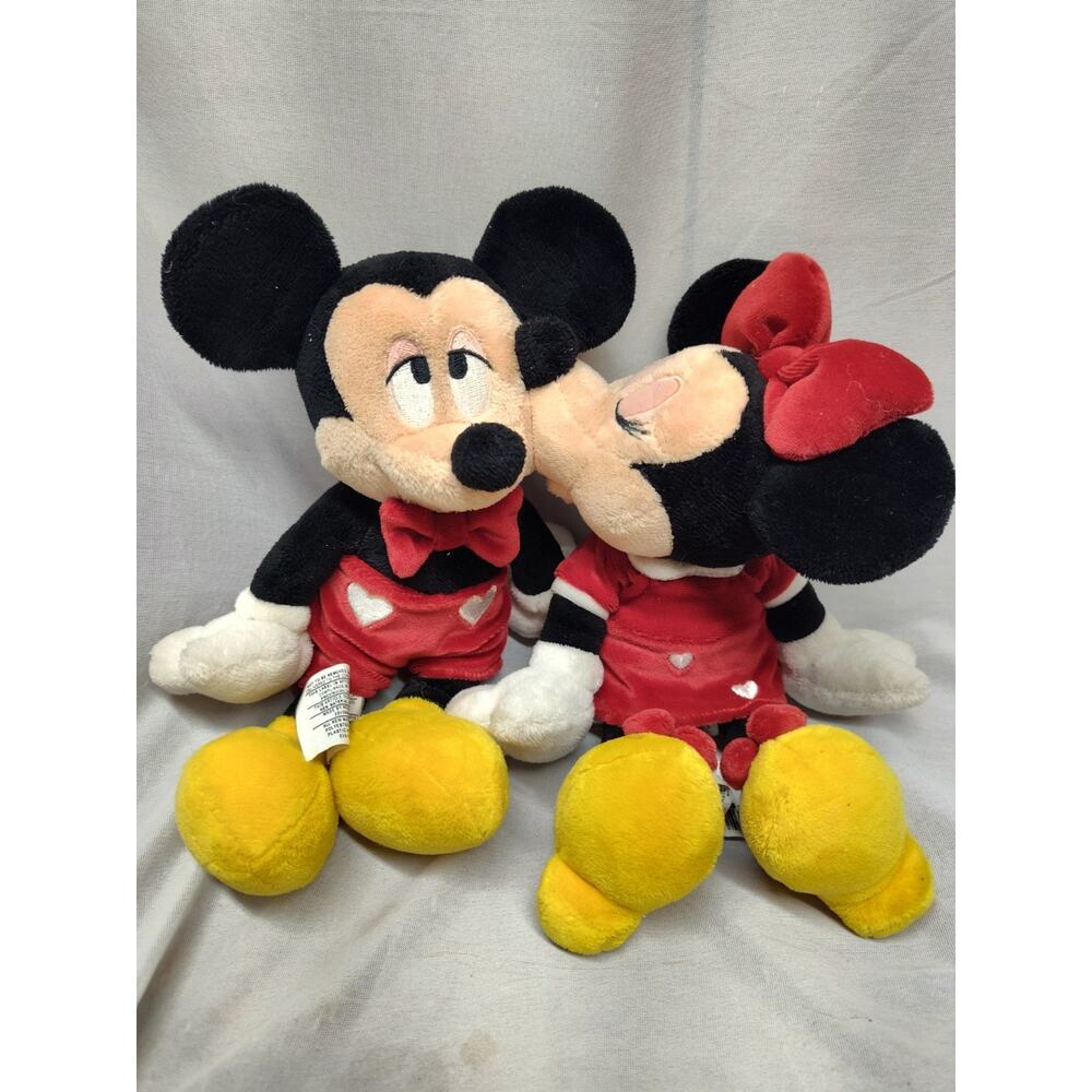 Disney Store Disney Kiss Mickey And Minnie Plush with Magnetic Kiss Action